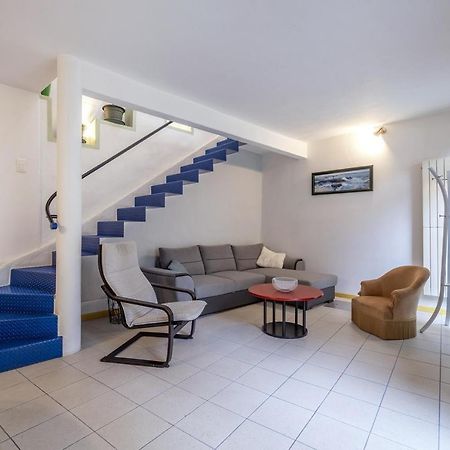 Appartement Les Volets Bleus T3 de 80 m2 patio privatif à Rochefort-sur-Mer Extérieur photo