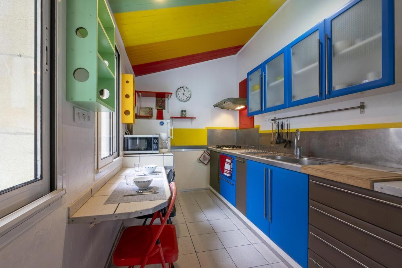Appartement Les Volets Bleus T3 de 80 m2 patio privatif à Rochefort-sur-Mer Extérieur photo